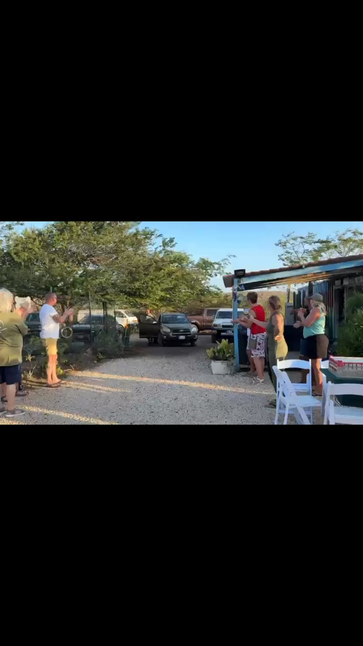 ❤️🐾 And then the moment had finally come…
Our Dogfather, our grumpy old man, our jack-of-all-trades, our gentle giant with the biggest heart. Gerard Bak said goodbye to HIS Rescue Center. With very mixed emotions.
The place he built from absolutely nothing. Every nail, every fence, every kennel… and every single dog passed through his hands.
Gerard could read dogs. He understood their needs, their personalities, their fears and their happiness. Even the most frightened dogs felt safe with this gentle giant.
To the dogs, he was everything. And to our volunteers, he was just as important. Always there to help, answer questions, work incredibly hard or simply offer that reassuring feeling: “Ah, Gerard is here. Everything will be fine!”
And now it’s time for a very well-deserved retirement. DIY projects, sports, relaxation and enjoying life with Mirjan. We couldn’t wish him anything better!
But DAMN, are we going to miss him! Both on Curaçao and in the Netherlands! ❤️
Together with adopters, flight escorts, veterinarians, volunteers and foster families, we created a special farewell book filled with personal messages and beautiful memories. We also raised money for a relaxing day out for Gerard and Mirjan, plus a DIY gift voucher for Gerard.
And at last week’s surprise farewell party, we had one final surprise…
🐾 THE GERARD BAK PLEIN! 🐾
Our Rescue Center’s central square now proudly carries his name. Forever a part of the place he built with his own hands and his enormous heart.
Gerard, THANK YOU for absolutely everything! For every dog you saved, every frightened soul you comforted and everything you gave to Rescue Paws Curaçao.
Enjoy your retirement, Dogfather! We love you! ❤️🐾
#GerardBak #OurDogfather #RescuePawsCuracao #HappyRetirement #forevergrateful